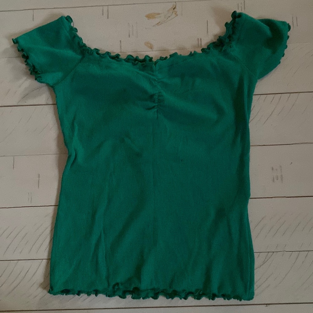 Hollister top